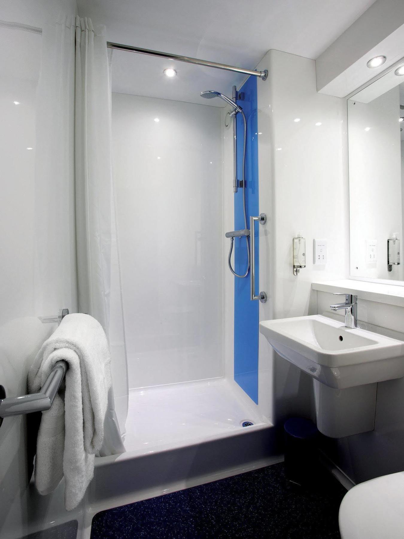 Travelodge Bristol Central Anchor Road 외부 사진