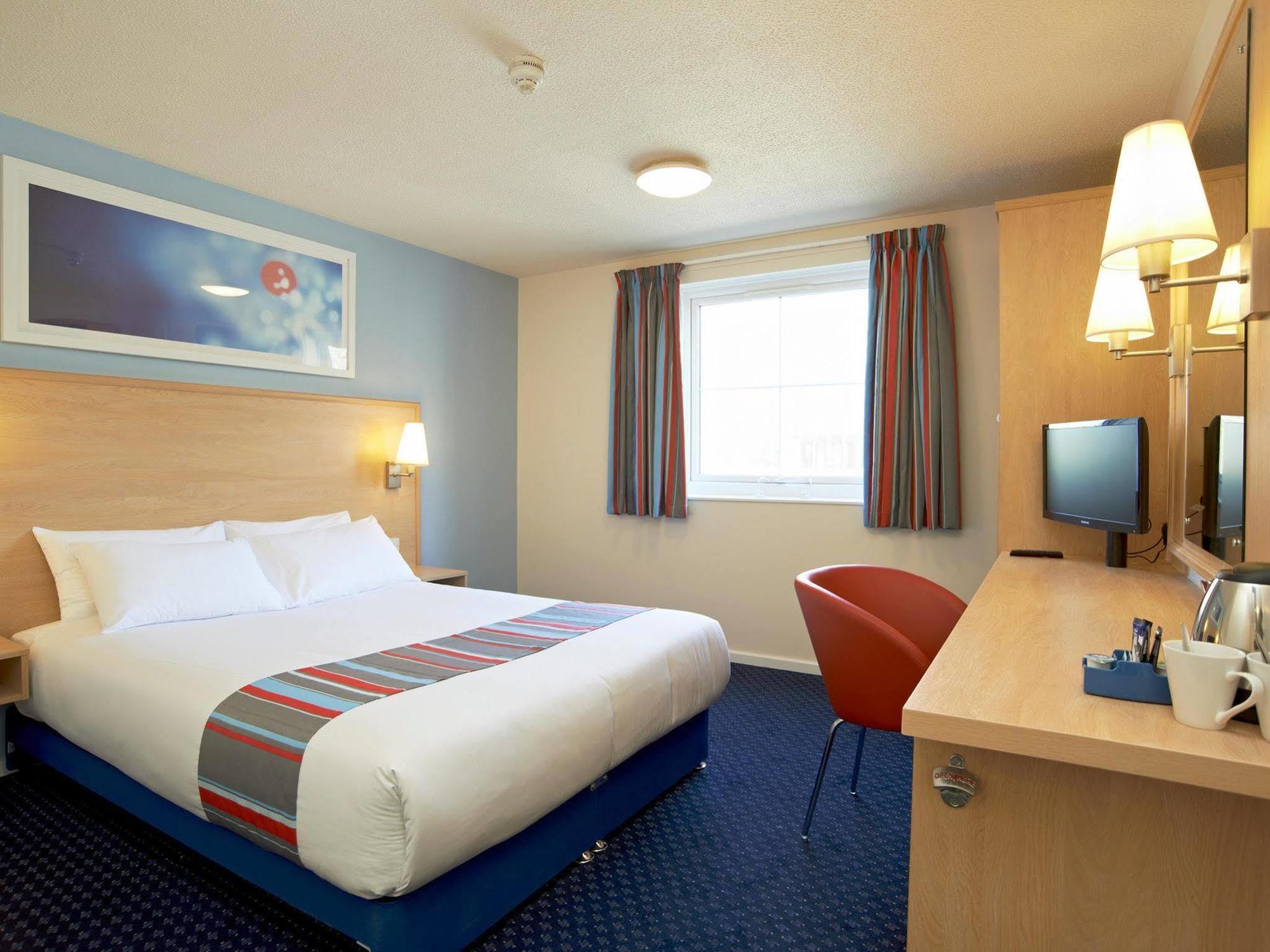 Travelodge Bristol Central Anchor Road 외부 사진