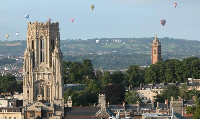 Travelodge Bristol Central Anchor Road 외부 사진